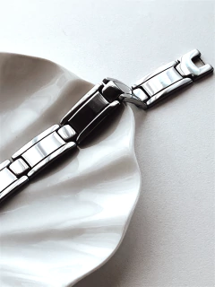 Pulsera de hombre en internet
