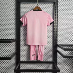 Kit Infantil Real Madrid - Y3 Rosa 22/23 - Golden Ball Store