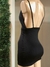 VESTIDO NEGRO ESCOTE V en internet