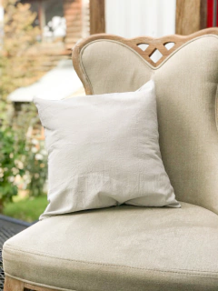 ALMOHADON DE TUSOR GRIS en internet