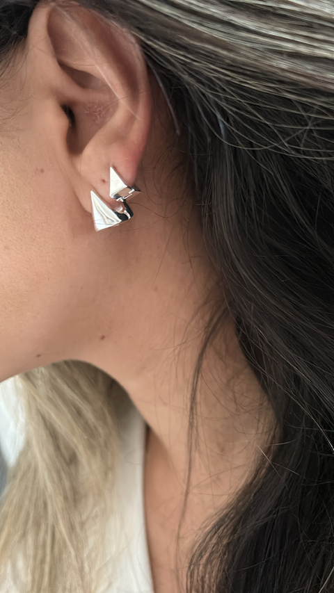 Brinco duo triangular