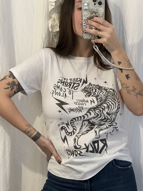 Remera Tiger