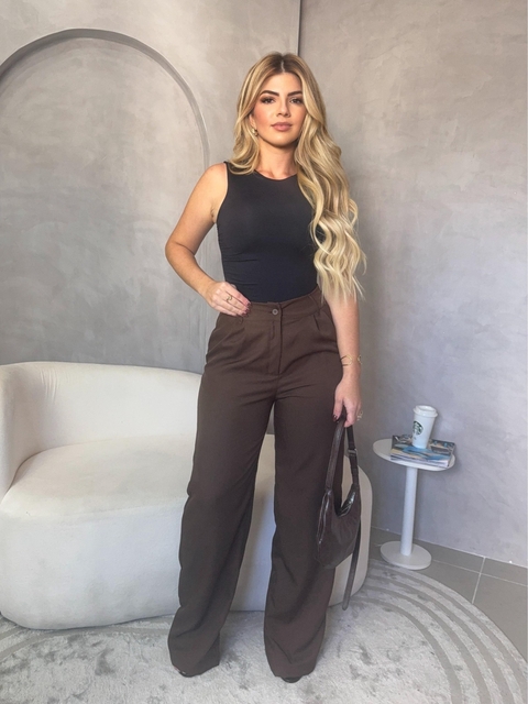 Calça alfaiataria Danielli marrom