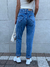 Calça mom jeans Leandra na internet