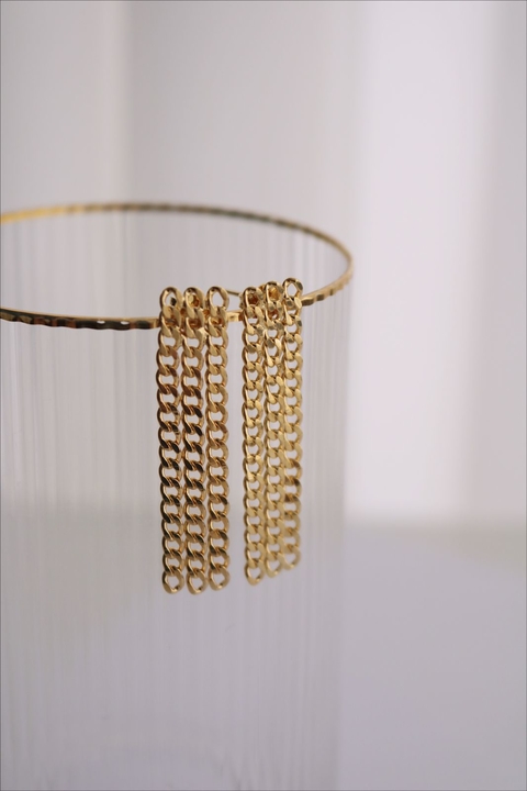 Brinco franja corrente