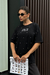 T-shirt time to shine preta na internet