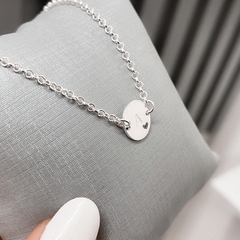 PULSEIRA PLAQUINHA COM INICIAL DE PRATA na internet