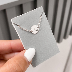 PULSEIRA PLAQUINHA COM INICIAL DE PRATA na internet