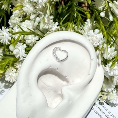 Piercing coração metade cravejado com zircônias PRATA - Tom Di Prata - Jóias em PRATA925