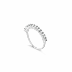Piercing CONCH com zircônias de PRATA.