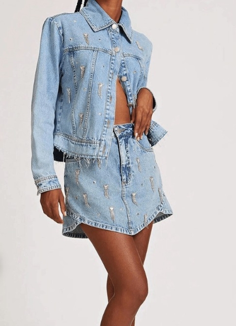 JAQUETA JEANS RETA COM TERMOCOLANTE - MORENA ROSA