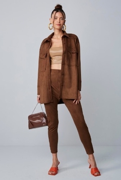 CAMISA ALONGADA COM BOLSOS LANÇA PERFUME