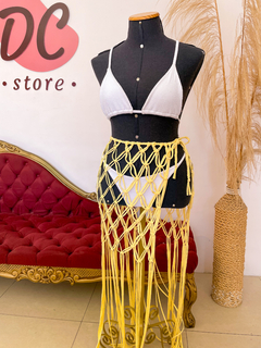 SAIA MACRAMÉ RETA AMARELA GG na internet
