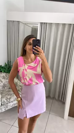 BLUSA NUDE COM ROSA BOTOES NA LATERAL - BEM ME QUERO