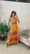 VESTIDO LONGO ALÇA INSPIRAÇÃO FARM FUNDO LARANJA DECT QUADRADO (U) - comprar online