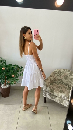 VESTIDO CURTO ALÇA DUNA LISO (U) - BEM ME QUERO