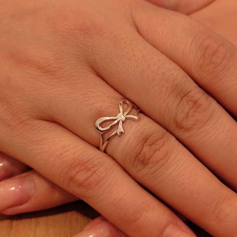 Anel Laço em prata 925