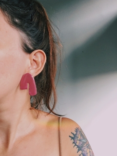 BRINCO JÚLIA "ROSA CICLAME" na internet
