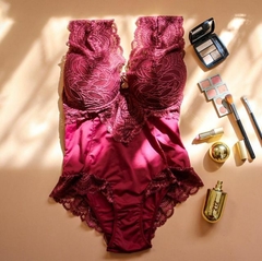0263 Body plus size sensuale