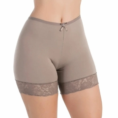 0578 Bermuda conforto renda