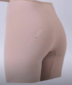 0722 BERMUDA INVISIVEL SEM COSTURA - comprar online