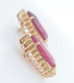 Brinco em Ouro Amarelo e Diamante - Cod. B20138