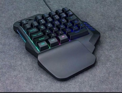 TECLADO GAMING DE UNA MANO ILUMINADO