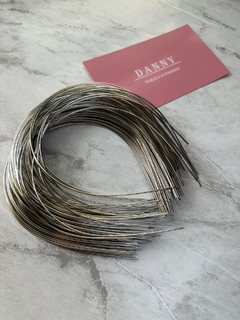 TIARA FIO METAL 1,5MM PRATA