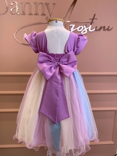 Vestido color borboletas tamanho 2 na internet