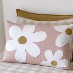 Almohadon floreado - comprar online