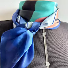 LENÇO CHANGER -  Marcia Bittencourt design - Produtos estampados com Arte.  Lenços femininos, Almofadas e Telas Fineart