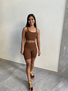 Conjunto fitness short + topper MATRIX na internet