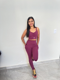 Conjunto fitness calça + topper vinho - comprar online