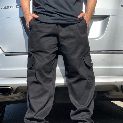 Calça Swarm Cargo preta GG