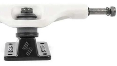 Truck Silver Pro Model Yoshi Tanenbaum 139mm - Skate shop Los Santos