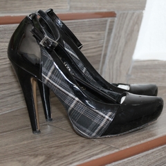 Zapatillas con tela- Andrea Talla 25