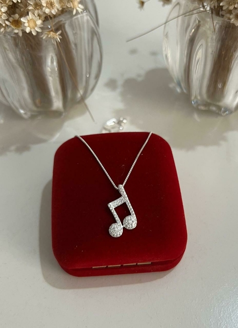 Colar de Nota Musical Cravejado