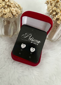 Brinco de Coração com Pedra de Zirconia