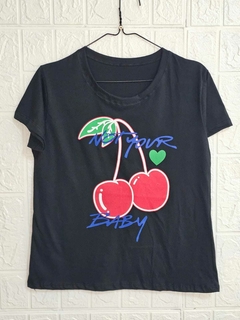 REMERA CHERRY NOT