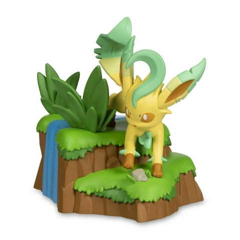 Leafeon : Afternoon with Eevee & Friends. Funko & Pokemon Center