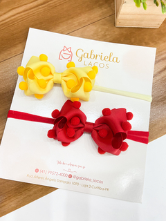 LAÇO GABRIELA M POMPOM - Gabriela Laços