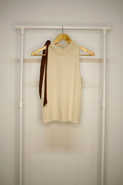 Blusa Camila Laço Camurça - Trama