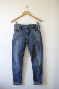 Calça Fernanda Jeans Skinny na internet