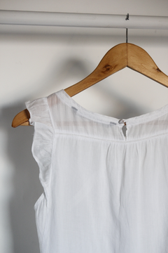 Blusa Gabi Babado na internet