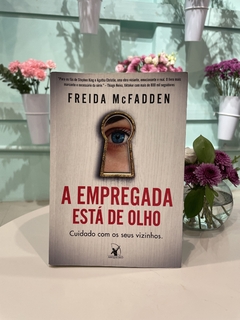 Livro A Empregada está de Olho - comprar online