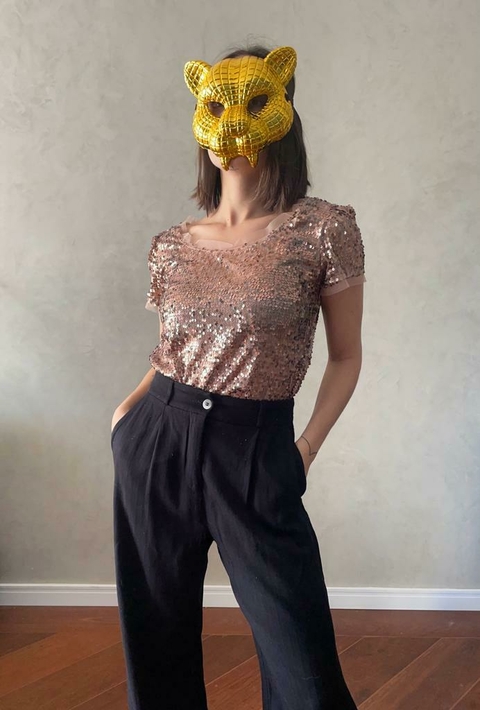 Blusa Fernanda Paetês