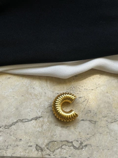 Piercing fake máxi riscado dourado - comprar online