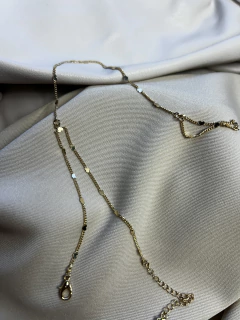 Pulseira com corrente e detalhe - comprar online