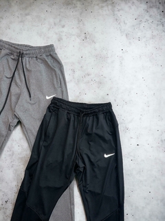 Pantalón Deportivo en internet