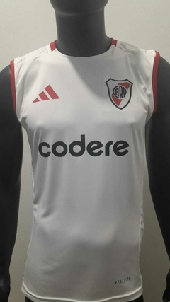 Musculosa Futbol en internet